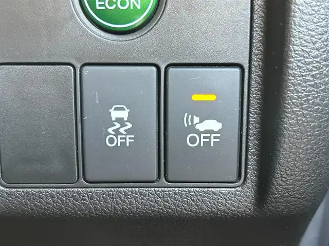 ホンダ ヴェゼル ハイブリッド X 滋賀県 2014(平26)年 7.7万km クリスタルブラックパール 純正メーカーナビ/（FM/AM/CD/DVD/TV/Bluetooth/USB/ipod//HDMI）/シティブレーキアクティブシステム/車両接近通報装置/バックカメラ/ETC/横滑り防止装置/ドライブレコーダー前後/ステアリングスイッチ/ハンズフリーフォン/ECON/プッシュスタート/スマートキー/電子パーキング/ブレーキホールド/SPORTモード/オートエアコン/オートライト/フロントフォグ/純正フロアマット/電動格納ミラー/パドルシフト