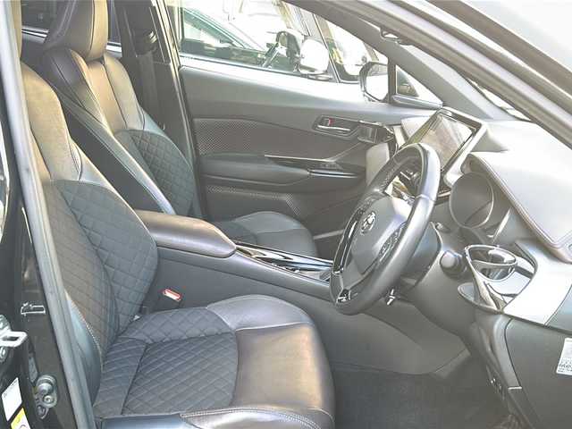 トヨタ Ｃ－ＨＲ G 宮城県 2018(平30)年 8.8万km ブラックマイカ 純正９インチナビ/・フルセグTV/・CD/DVD/・Bluetooth/バックモニター/トヨタセーフティセンス/ETC/ドラレコ/ハーフレザーシート/シートヒーター/LEDヘッドライト/シーケンシャルウインカー/スペアキー