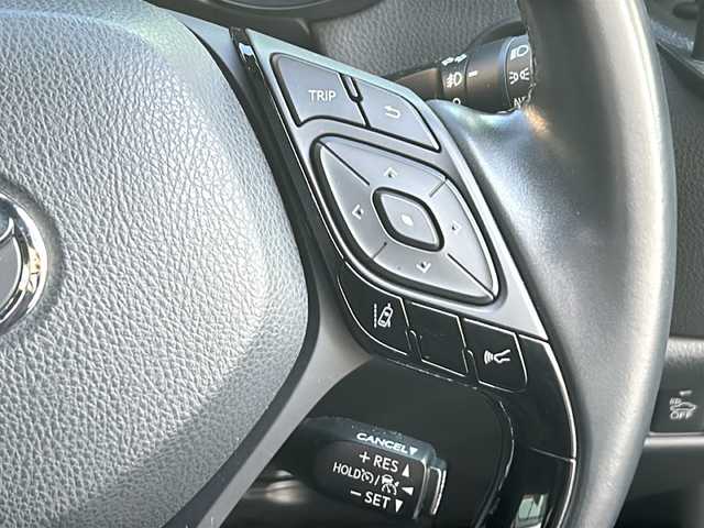 トヨタ Ｃ－ＨＲ G 宮城県 2018(平30)年 8.8万km ブラックマイカ 純正９インチナビ/・フルセグTV/・CD/DVD/・Bluetooth/バックモニター/トヨタセーフティセンス/ETC/ドラレコ/ハーフレザーシート/シートヒーター/LEDヘッドライト/シーケンシャルウインカー/スペアキー