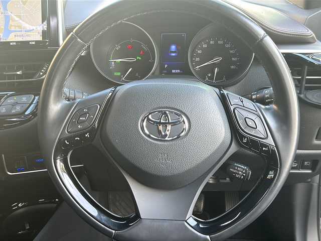 トヨタ Ｃ－ＨＲ G 宮城県 2018(平30)年 8.8万km ブラックマイカ 純正９インチナビ/・フルセグTV/・CD/DVD/・Bluetooth/バックモニター/トヨタセーフティセンス/ETC/ドラレコ/ハーフレザーシート/シートヒーター/LEDヘッドライト/シーケンシャルウインカー/スペアキー
