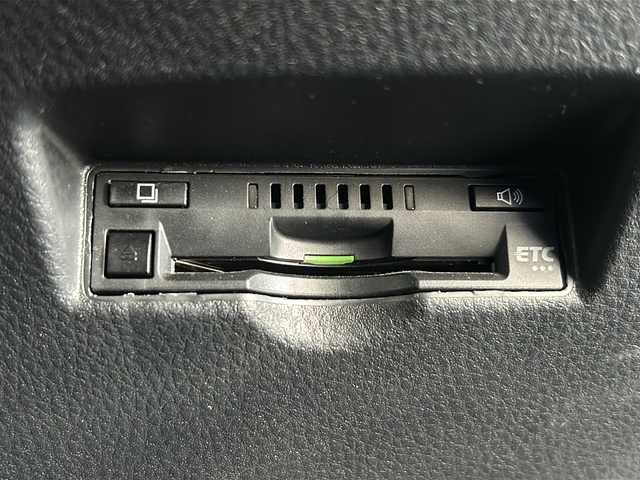 トヨタ Ｃ－ＨＲ G 宮城県 2018(平30)年 8.8万km ブラックマイカ 純正９インチナビ/・フルセグTV/・CD/DVD/・Bluetooth/バックモニター/トヨタセーフティセンス/ETC/ドラレコ/ハーフレザーシート/シートヒーター/LEDヘッドライト/シーケンシャルウインカー/スペアキー