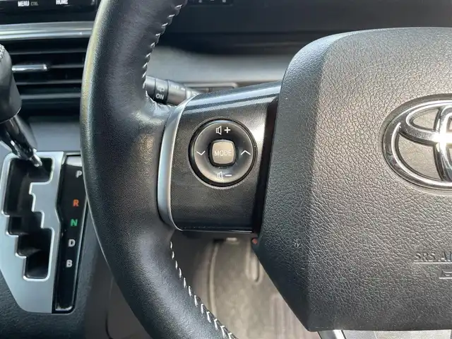 トヨタ シエンタ ハイブリッド G クエロ 滋賀県 2018(平30)年 8万km ホワイトパールクリスタルシャイン 純正ナビ/CD/DVD/Bluetooth/フルセグテレビ/パノラミックビューモニター/モデリスタエアロ/セーフティーセンス/・プリクラッシュセーフティ/・レーンディパーチャーアラート/・オートマチックハイビーム/インテリジェントクリアランスソナー/クルーズコントロール/両側パワースライドドア/ETC/LEDヘッドライト/オートライト/ハーフレザーシート/D/N席シートヒーター/ステアリングヒーター/前後ドライブレコーダー/プッシュスタート/スマートキー/スペアキー