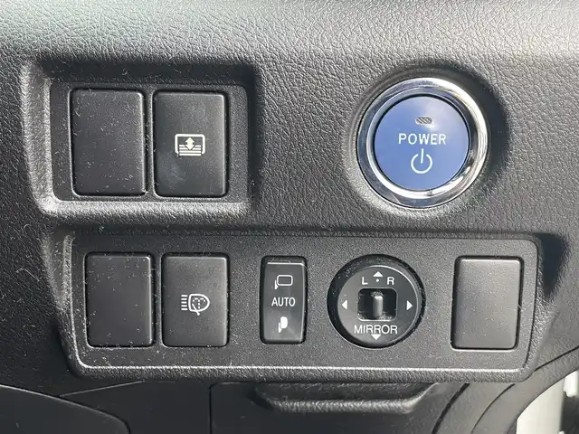 トヨタ ＳＡＩ G ASパッケージ 和歌山県 2011(平23)年 10万km ホワイトパールクリスタルシャイン (株)IDOMが運営する【じしゃロン和歌山店】の自社ローン対象車両になります。こちらは現金ご利用時の価格です。自社ローンご希望の方は別途その旨お申付け下さい。/純正ナビ/【AM・FM・CD・DVD・MD・BT・HDD・AUX・TV】/パワーシート/シートメモリ/レーダークルコン/ETC/Bカメラ/電動リアサンシェード/オートライト/Fフォグ/HIDライト/ヘッドライトウォッシャー/ステリモ/純正フロアマット/純正アルミホイール/横滑り防止装置/レーンキープアシスト