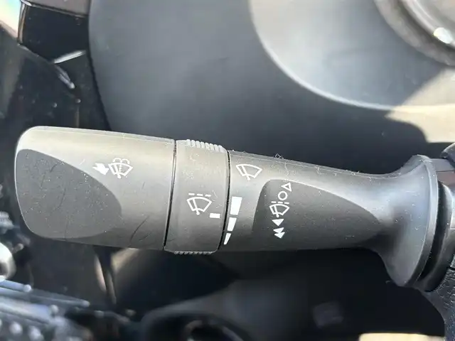 トヨタ ハイラックス Z GRスポーツ 奈良県 2024(令6)年 1.1万km アティチュードブラックマイカ 純正ナビ　/BT/USB/全方位カメラ　/パワーシート　/ハーフレザーシート　/ＥＴＣ　/追従型クルーズコントロール　/前後コーナーセンサー　/センターデフロック　/ダウンヒルアシストコントロール　/全方位ドライブレコーダー　/ＡＡＣ/スマートイー/パドルシフト/フロアマット/純正18インチアルミホイール/衝突被害軽減システム