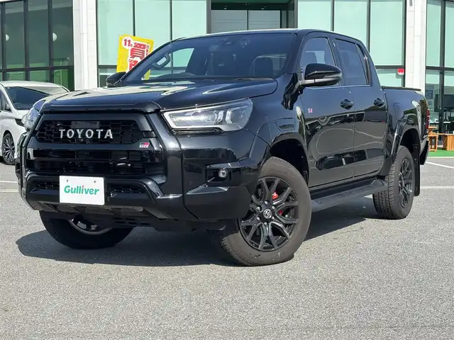 トヨタ ハイラックス Z GRスポーツ 奈良県 2024(令6)年 1.1万km アティチュードブラックマイカ 純正ナビ　/BT/USB/全方位カメラ　/パワーシート　/ハーフレザーシート　/ＥＴＣ　/追従型クルーズコントロール　/前後コーナーセンサー　/センターデフロック　/ダウンヒルアシストコントロール　/全方位ドライブレコーダー　/ＡＡＣ/スマートイー/パドルシフト/フロアマット/純正18インチアルミホイール/衝突被害軽減システム