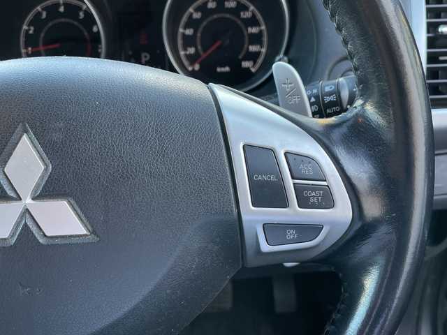 三菱 アウトランダー 24G 神奈川県 2009(平21)年 7.6万km ミディアムパープリッシュグレーマイカ メモリナビ/フルセグテレビ/クルーズコントロール/ETC/コーナーセンサー/電動格納ミラー/パドルシフト/オートライト/フォグランプ/純正ドアバイザー/純正フロアマット