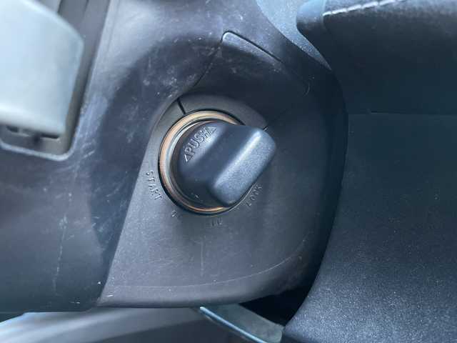 三菱 アウトランダー 24G 神奈川県 2009(平21)年 7.6万km ミディアムパープリッシュグレーマイカ メモリナビ/フルセグテレビ/クルーズコントロール/ETC/コーナーセンサー/電動格納ミラー/パドルシフト/オートライト/フォグランプ/純正ドアバイザー/純正フロアマット