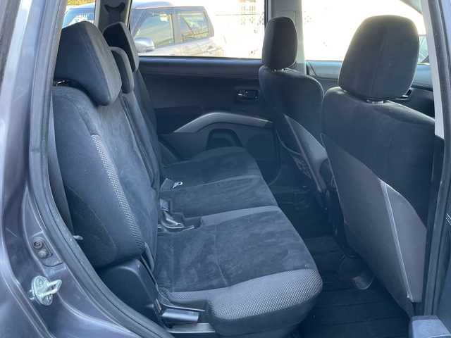 三菱 アウトランダー 24G 神奈川県 2009(平21)年 7.6万km ミディアムパープリッシュグレーマイカ メモリナビ/フルセグテレビ/クルーズコントロール/ETC/コーナーセンサー/電動格納ミラー/パドルシフト/オートライト/フォグランプ/純正ドアバイザー/純正フロアマット