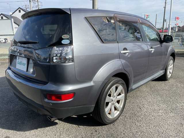 三菱 アウトランダー 24G 神奈川県 2009(平21)年 7.6万km ミディアムパープリッシュグレーマイカ メモリナビ/フルセグテレビ/クルーズコントロール/ETC/コーナーセンサー/電動格納ミラー/パドルシフト/オートライト/フォグランプ/純正ドアバイザー/純正フロアマット