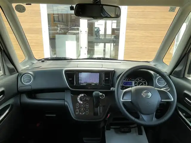 日産 デイズ ルークス ハイウェイスターX 宮崎県 2017(平29)年 5.5万km ホワイトパール ナビ【AVIC-RZ301】/アラウンドビューモニター/フルセグTV/パワースライドドア/アイドリングストップ/衝突軽減ブレーキ/純正14インチAW/LEDヘッドライト/エアバックW＋サイド/プッシュスタート/メモリナビ