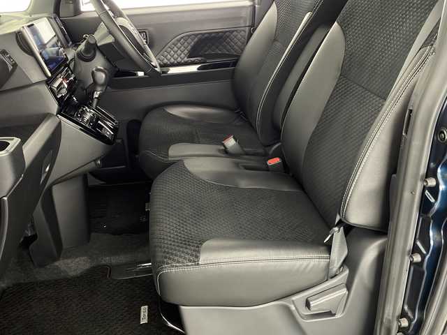 ダイハツ タント カスタム RS スタイルセレクション 宮崎県 2022(令4)年 4万km ブラックマイカメタリック/レーザーブルークリスタルシャイン 2トーン スマートアシスト３/〇衝突警報機能／衝突回避支援ブレーキ機能（対車両・対歩行者）/〇車線逸脱警報機能/〇誤発進抑制制御機能（前方、後方）/〇オートハイビーム/〇先行車発進お知らせ機能/〇レーダークルーズコントロール/〇コーナーセンサー/純正9インチSDナビ/フルセグTV/CD/DVD/Bluetooth/パノラマモニター/両側パワースライドドア/合皮シート/シートヒーター/LEDヘッドライト/アイドリングストップ/純正ナビ一体型ドライブレコーダー/ビルトインETC/純正15インチAW