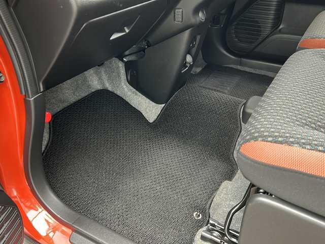 スズキ ハスラー HYBRID G 岐阜県 2022(令4)年 5.2万km バーミリオンオレンジ/ガンメタリック2トーン 登録時走行距離：51929km/ナビ（AVIC-RZ503）/バックモニター/テレビ・Bluetooth・CD・USB/デュアルカメラブレーキサポート/レーンキープアシスト/コーナーセンサー/シートヒーター/ETC/オートライト/プッシュスタート/スマートキー/保証書/取扱説明書