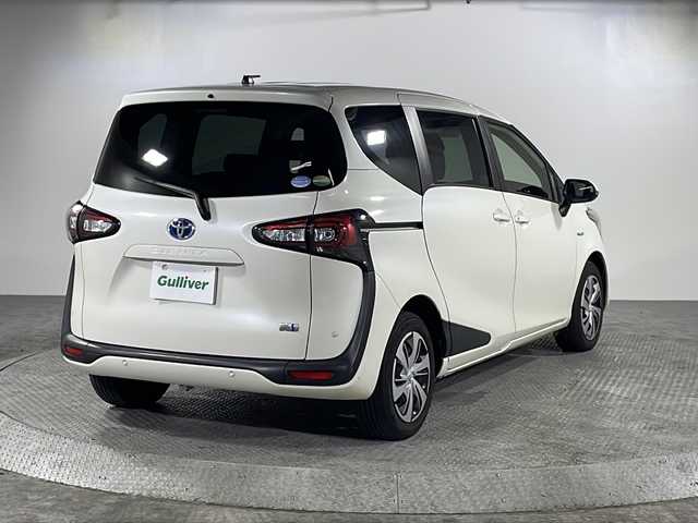 トヨタ シエンタ ハイブリッド G クエロ 沖縄県 2018(平30)年 7.3万km ホワイトパールクリスタルシャイン 県外仕入 /禁煙車 /社外ナビ(TV/CD/DVD/Bluetooth) /バックカメラ /トヨタセーフティセンス /ハーフレザーシート/クルーズコントロール /ETC /スペアキー /USB充電 /オートマチックハイビーム /車線逸脱警報