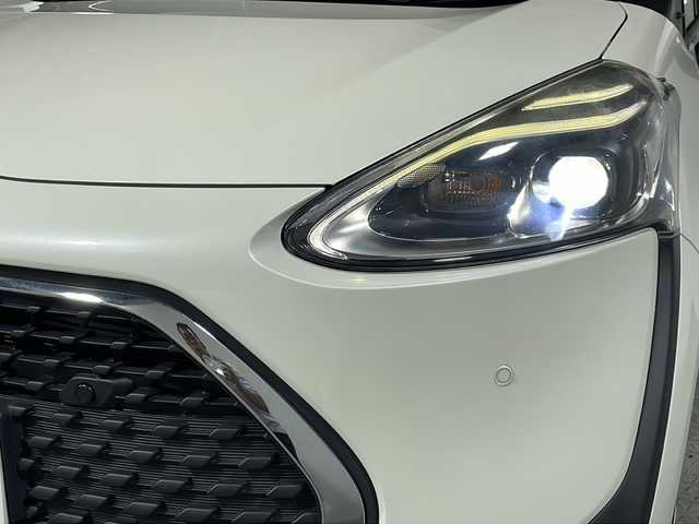 トヨタ シエンタ ハイブリッド G クエロ 沖縄県 2018(平30)年 7.3万km ホワイトパールクリスタルシャイン 県外仕入 /禁煙車 /社外ナビ(TV/CD/DVD/Bluetooth) /バックカメラ /トヨタセーフティセンス /ハーフレザーシート/クルーズコントロール /ETC /スペアキー /USB充電 /オートマチックハイビーム /車線逸脱警報