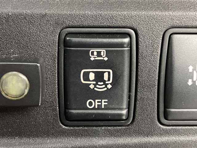 日産 セレナ ハイウェイスター プロパイロットED 岐阜県 2017(平29)年 5.8万km アズライトブルー プロパイロット/純正フリップダウンモニター/純正9インチメモリナビ/フルセグ/BT/DVD/BD/USB/バックカメラ/純正ドライブレコーダー/ビルトインETC/衝突軽減ブレーキ/両側パワースライドドア/クリアランスソナー/純正16インチAW/純正フロアマット/サイドバイザー/LEDオートライト/フォグランプ/シートバックテーブル/サンシェード/アイドリングストップ/ステアリングスイッチ/スマートキー/スペアキー