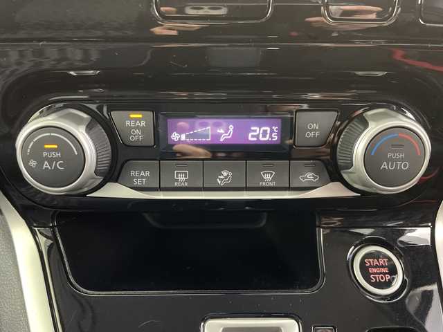 日産 セレナ ハイウェイスター プロパイロットED 岐阜県 2017(平29)年 5.8万km アズライトブルー プロパイロット/純正フリップダウンモニター/純正9インチメモリナビ/フルセグ/BT/DVD/BD/USB/バックカメラ/純正ドライブレコーダー/ビルトインETC/衝突軽減ブレーキ/両側パワースライドドア/クリアランスソナー/純正16インチAW/純正フロアマット/サイドバイザー/LEDオートライト/フォグランプ/シートバックテーブル/サンシェード/アイドリングストップ/ステアリングスイッチ/スマートキー/スペアキー