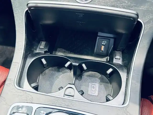 メルセデス・ベンツ Ｃ２２０ｄ ローレウスED スポーツプラスPKG 大阪府 2021(令3)年 3.3万km オブシディアンブラック レザーエクスクルーシブP/レーダーセーフティP/ワンオーナー/HUD/ACC/Burmeste/純正ナビ/TV/360度カメラ/applecarplay/純正18インチAW/LEDヘッドライト/電動リアゲート/ワイヤレス充電/赤革/メモリ付きパワーシート/エアシートヒーター/パフュームアトマイザー/ブラインドスポット