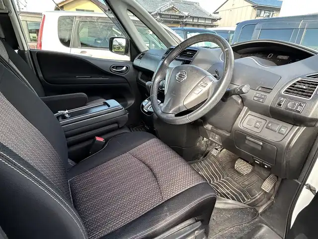 日産 セレナ ハイウェイスター Sハイブリッド 宮崎県 2014(平26)年 9.7万km ブリリアントホワイトパール /ナビ(AVIC-MRZ09)//TV/CD/DVD/Bluetooth//ETC//片側パワースライドドア//フリップダウンモニター//純正フロアマット//純正アルミホイール//ドアバイザー//取扱説明書//保証書//スペアキー×１