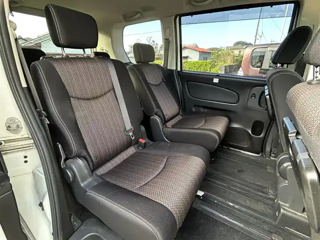 日産 セレナ ハイウェイスター Sハイブリッド 宮崎県 2014(平26)年 9.7万km ブリリアントホワイトパール /ナビ(AVIC-MRZ09)//TV/CD/DVD/Bluetooth//ETC//片側パワースライドドア//フリップダウンモニター//純正フロアマット//純正アルミホイール//ドアバイザー//取扱説明書//保証書//スペアキー×１