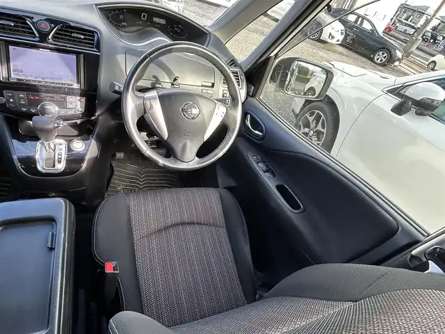 日産 セレナ ハイウェイスター Sハイブリッド 宮崎県 2014(平26)年 9.7万km ブリリアントホワイトパール /ナビ(AVIC-MRZ09)//TV/CD/DVD/Bluetooth//ETC//片側パワースライドドア//フリップダウンモニター//純正フロアマット//純正アルミホイール//ドアバイザー//取扱説明書//保証書//スペアキー×１