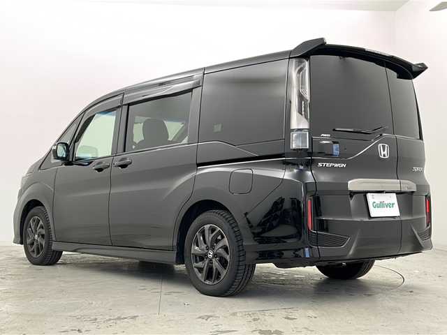 ホンダ ステップワゴン スパーダクールスピリット HセンシングBスタイル 宮城県 2019(平31)年 6万km プレミアムスパークルブラックパール 特別仕様車/禁煙車/純正フリップダウンモニター/Honda SENSING				/・衝突軽減ブレーキ		/・路外逸脱抑制機能/・アダプティブクルーズコントロール	/・車線維持支援システム/純正10型ナビ/・BT.CD.DVD.USB.HDMI.SD/フルセグTV/両側パワースライドドア/ドライブレコーダー一体型ミラー(F.R)/ビルトインETC/ハーフレザーシート/シートヒーター/プッシュスタート/スマートキー×2/LEDヘッドライト/横滑り防止機能/革巻きステアリング/ステアリングスイッチ/パドルシフト/純正フロアマッド/純正16インチアルミホイール(夏)/純正17インチアルミホイール(冬：215/55/R17積込み)/ロールサンシェード/シートバックテーブル