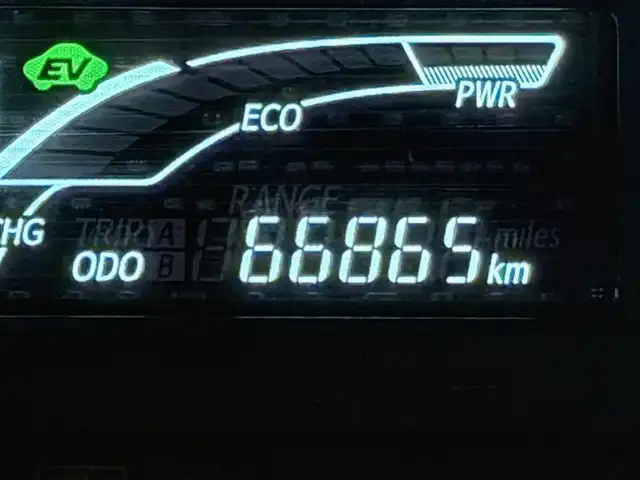 トヨタ アクア G ブラックソフトレザーセレ 大阪府 2014(平26)年 6.9万km グレーメタリック 黒革シート 純正エアロ モデリスタ15incAW 純正ナビTV バックカメラ スマートキー プッシュスタート アイドリングストップ オートライト オートエアコン ETC ワンオーナー