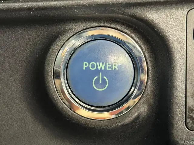 トヨタ アクア G ブラックソフトレザーセレ 大阪府 2014(平26)年 6.9万km グレーメタリック 黒革シート 純正エアロ モデリスタ15incAW 純正ナビTV バックカメラ スマートキー プッシュスタート アイドリングストップ オートライト オートエアコン ETC ワンオーナー