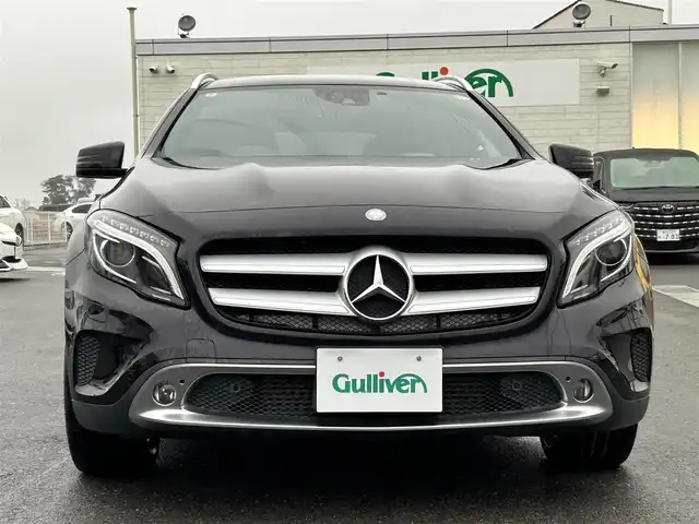 メルセデス・ベンツ ＧＬＡ２５０ 4マチック 香川県 2014(平26)年 3.7万km 黒 純正ナビゲーション/【フルセグ/BT】/バックカメラ/シートヒーター/前後コーナーセンサー/ステアリングリモコン/レーダークルーズコントロール/パドルシフト/LEDヘッドライト/オートハイビーム/純正18インチアルミホイール/電動リアゲート/CPAプラス（緊急ブレーキ装置）/ヒルホルダー（坂道発進補助装置）/ESP（横滑り防止）/リモコンキー