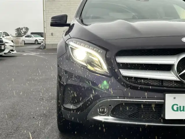 メルセデス・ベンツ ＧＬＡ２５０ 4マチック 香川県 2014(平26)年 3.7万km 黒 純正ナビゲーション/【フルセグ/BT】/バックカメラ/シートヒーター/前後コーナーセンサー/ステアリングリモコン/レーダークルーズコントロール/パドルシフト/LEDヘッドライト/オートハイビーム/純正18インチアルミホイール/電動リアゲート/CPAプラス（緊急ブレーキ装置）/ヒルホルダー（坂道発進補助装置）/ESP（横滑り防止）/リモコンキー