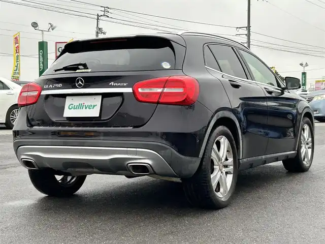 メルセデス・ベンツ ＧＬＡ２５０ 4マチック 香川県 2014(平26)年 3.7万km 黒 純正ナビゲーション/【フルセグ/BT】/バックカメラ/シートヒーター/前後コーナーセンサー/ステアリングリモコン/レーダークルーズコントロール/パドルシフト/LEDヘッドライト/オートハイビーム/純正18インチアルミホイール/電動リアゲート/CPAプラス（緊急ブレーキ装置）/ヒルホルダー（坂道発進補助装置）/ESP（横滑り防止）/リモコンキー