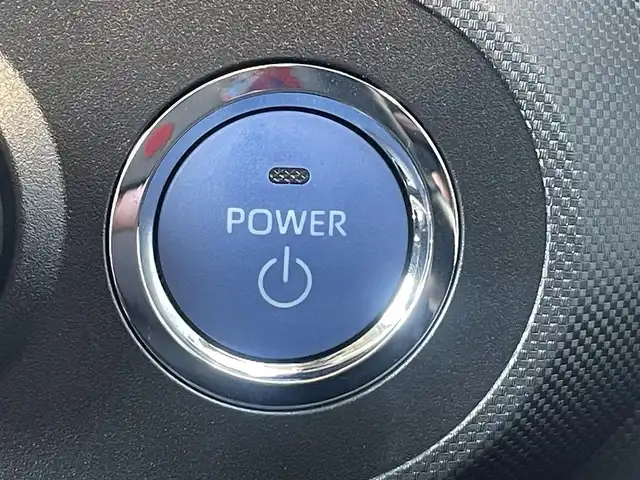 トヨタ ライズ Z 熊本県 2025(令7)年 0.1千km ブラックマイカメタリック/シャイニングホワイトパール ワンオーナー/プッシュスタート/純正ディスプレイオーディオ/全方位カメラ/純正17インチAW/レーダークルーズ/前席シートヒーター/LEDヘッドライト/オートライト/フォグライト/前後コーナーセンサー/横滑り防止装置/ウィンカーミラー/純正フロアマット/新車保証書/取扱説明書/スマートスペアキー×1本