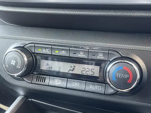 トヨタ ライズ Z 熊本県 2025(令7)年 0.1千km ブラックマイカメタリック/シャイニングホワイトパール ワンオーナー/プッシュスタート/純正ディスプレイオーディオ/全方位カメラ/純正17インチAW/レーダークルーズ/前席シートヒーター/LEDヘッドライト/オートライト/フォグライト/前後コーナーセンサー/横滑り防止装置/ウィンカーミラー/純正フロアマット/新車保証書/取扱説明書/スマートスペアキー×1本