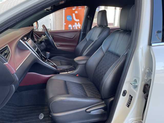 トヨタ ハリアー プレミアム 三重県 2016(平28)年 12.4万km ホワイトパールクリスタルシャイン 登録時123216km/フルモデリスタ/三眼ヘッドライト/ハーフレザーシート/禁煙車/ワンオーナー/純正ナビ/（AM/FM/TV/Bluetooth）/フルセグTV/バックカメラ/ビルトインETC/クルーズコントロール/ステアリングスイッチ/オートライト/パワーシート/パワーバックドア/レーンディパーチャーアラート/ISOFIX/スペアキー/プッシュスタート/純正フロアマット