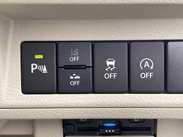 スズキ ラパン X 愛知県 2023(令5)年 0.7万km フォーンベージュM 禁煙車/純正7インチナビ/（CD/DVD/Bluetooth/フルセグTV/SD/USB)/全方位カメラ/スズキセーフティサポート/・衝突軽減ブレーキ/・レーンキープアシスト/・オートマチックハイビーム/・パーキングセンサー/ETC/前後ドライブレコーダー/シートヒーター/アイドリングストップ/純正14インチアルミホイール/スマートキー/スペアキー1本/プッシュスタート/純正フロアマット/横滑り防止装置/ベンチシート/電動格納ミラー