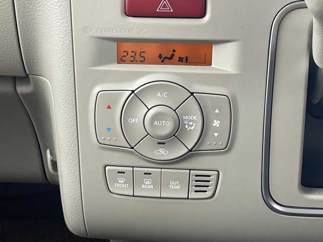 スズキ ラパン X 愛知県 2023(令5)年 0.7万km フォーンベージュM 禁煙車/純正7インチナビ/（CD/DVD/Bluetooth/フルセグTV/SD/USB)/全方位カメラ/スズキセーフティサポート/・衝突軽減ブレーキ/・レーンキープアシスト/・オートマチックハイビーム/・パーキングセンサー/ETC/前後ドライブレコーダー/シートヒーター/アイドリングストップ/純正14インチアルミホイール/スマートキー/スペアキー1本/プッシュスタート/純正フロアマット/横滑り防止装置/ベンチシート/電動格納ミラー