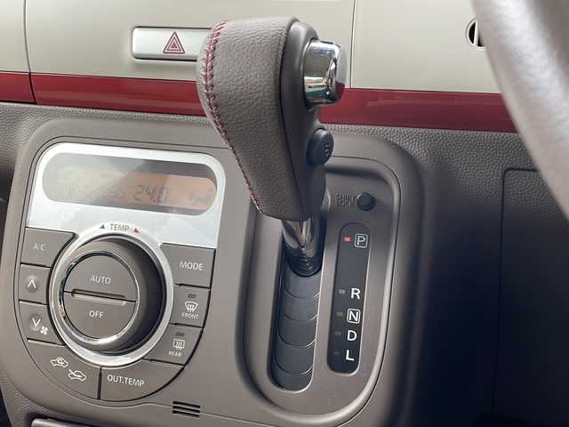 スズキ ラパン ショコラ X 新潟県 2013(平25)年 5.3万km シャンパンピンクPM 社外SDナビ(MDV-L300)/CD/DVD/ワンセグテレビ/革シート/ベンチシート/スマートキー/プッシュスタート/キセノンヘッドライト/オートライト/アイドリングストップ