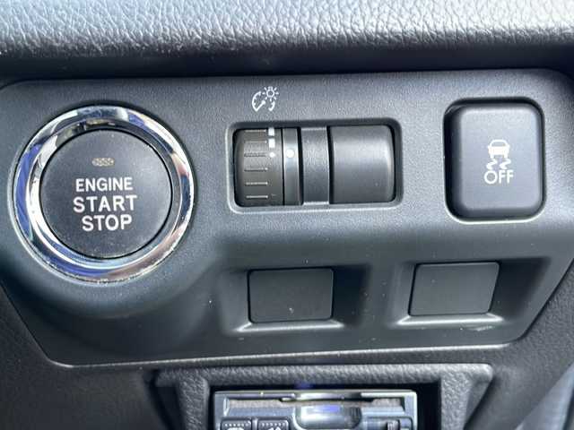 スバル フォレスター 2．0XT アイサイト 長野県 2013(平25)年 8.7万km クリスタルブラックシリカ (株)IDOMが運営する【じしゃロン長野店】の自社ローン専用車両になりますこちらは現金またはオートローンご利用時の価格です。自社ローンご希望の方は別途その旨お申付け下さい