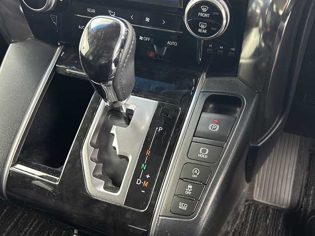 トヨタ ヴェルファイア Z 福島県 2018(平30)年 6.2万km プレシャスホワイトパール /禁煙車//トヨタセーフティーセンス//プリクラッシュセーフティ//レーントレーシングアシスト//オートマチックハイビーム//レーダークルーズコントロール//社外7インチナビ//フルセグTV・Bluetooth・CD・DVD//バックカメラ//フリップダウンモニター//両側パワースライドドア//ETC//前方ドライブレコーダー//LEDヘッドライト・LEDフォグライト//電子パーキングブレーキ//積込スタッドレスタイヤAW付き//純正ドアバイザー//純正フロアマット