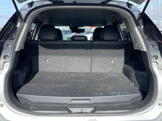 日産 エクストレイル ハイブリッド 20S 道央・札幌 2020(令2)年 8.8万km ブリリアントシルバー ４WD/純正SDナビ/AM/FM/BT/CD/AUX/ワンセグ/衝突被害軽減ブレーキ/横滑り防止装置/クルーズコントロール/ダウンヒルアシストコントロール/パーキングアシスト/クリアランスソナー/バックカメラ/サイドカメラ/フロントカメラ/全方位カメラ/アラウンドビューモニター/ビルトインETC/レザーシート/ステアリングリモコン/ECON/プッシュスタート/スマートキー/ハロゲンヘッドライト/オートライト/フォグランプ/ヘッドライトレベライザー/電動格納ミラー/ウィンカーミラー/社外フロアマット/ドアバイザー/スペアキー/スチールホイール付夏タイヤ積込/　（純正ホイールキャップ有）/225/65/R17/2019年/山3mm