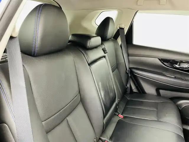 日産 エクストレイル ハイブリッド オーテック iパッケージ 福島県 2020(令2)年 5.9万km カスピアンブルー プロパイロット/・衝突被害軽減システム/・踏み間違い防止機能/・車線逸脱警報/・ブラインドスポットモニター/・ふらつき警報/・インテリジェント4x4/・ヒルスタートアシスト/・ヒルディセントコントロール/純正7インチマルチナビ/・フルセグ/TV/BT/USB/AUX/CD/DVD/バックカメラ/・全方位カメラ/LEDオート/・フォグライト/・オートハイビーム/・ライトレベライザー/レザーシート/・シートヒーター/・エアーシート/純正19インチアルミホイール付きサマータイヤ/電子パーキング/・オートブレーキホールド/ルーフレール/パワーリアゲート/革ステアリング/・ステアリングリモコン/純正フロアマット/純正ドアバイザー/ウィンカーミラー/・オートミラー/プッシュスタート/・スマートキー