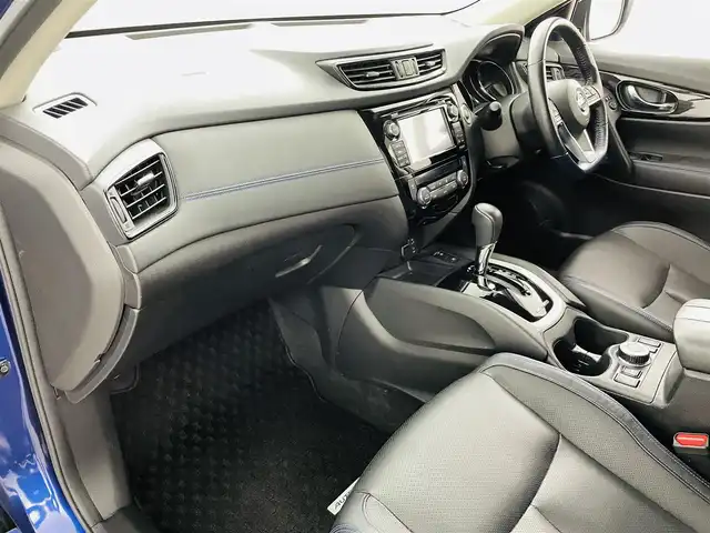日産 エクストレイル ハイブリッド オーテック iパッケージ 福島県 2020(令2)年 5.9万km カスピアンブルー プロパイロット/・衝突被害軽減システム/・踏み間違い防止機能/・車線逸脱警報/・ブラインドスポットモニター/・ふらつき警報/・インテリジェント4x4/・ヒルスタートアシスト/・ヒルディセントコントロール/純正7インチマルチナビ/・フルセグ/TV/BT/USB/AUX/CD/DVD/バックカメラ/・全方位カメラ/LEDオート/・フォグライト/・オートハイビーム/・ライトレベライザー/レザーシート/・シートヒーター/・エアーシート/純正19インチアルミホイール付きサマータイヤ/電子パーキング/・オートブレーキホールド/ルーフレール/パワーリアゲート/革ステアリング/・ステアリングリモコン/純正フロアマット/純正ドアバイザー/ウィンカーミラー/・オートミラー/プッシュスタート/・スマートキー