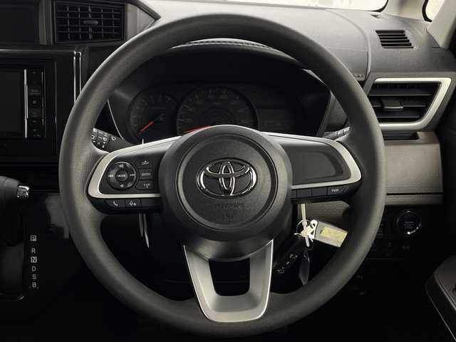 トヨタ ルーミー G 新潟県 2024(令6)年 0.8万km ブラックマイカメタリック 4WD/スマートアシスト/メモリナビ/　CD/DVD/Bluetooth/フルセグ/バックカメラ/両側パワースライドドア/LEDオートライト/シートヒーター/ステアリングリモコン/レーンキープアシスト/フォグランプ/電格ミラー/ウィンカーミラー/スマートキー/ビルトインETC