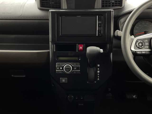 トヨタ ルーミー G 新潟県 2024(令6)年 0.8万km ブラックマイカメタリック 4WD/スマートアシスト/メモリナビ/　CD/DVD/Bluetooth/フルセグ/バックカメラ/両側パワースライドドア/LEDオートライト/シートヒーター/ステアリングリモコン/レーンキープアシスト/フォグランプ/電格ミラー/ウィンカーミラー/スマートキー/ビルトインETC