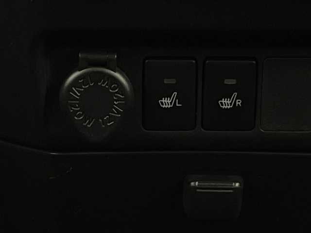 トヨタ ルーミー G 新潟県 2024(令6)年 0.8万km ブラックマイカメタリック 4WD/スマートアシスト/メモリナビ/　CD/DVD/Bluetooth/フルセグ/バックカメラ/両側パワースライドドア/LEDオートライト/シートヒーター/ステアリングリモコン/レーンキープアシスト/フォグランプ/電格ミラー/ウィンカーミラー/スマートキー/ビルトインETC