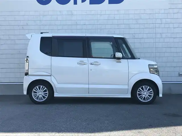 ホンダ Ｎ ＢＯＸ カスタム G Aパッケージ 栃木県 2014(平26)年 7.3万km プレミアムホワイトパール 株)IDOMが運営する【じしゃロン小山店】の自社ローン専用車両になります。こちらは現金またはオートローンご利用時の価格です。自社ローンご希望の方は別途その旨お申付け下さい//禁煙車/純正フルセグナビ/（CD/DVD/AM/FMラジオ）/スマートキー/プッシュスタート/バックカメラ/片側パワースライドドア/チップアップシート/シティブレーキアクティブシステム/アイドリングストップ/ステアリングリモコン/電動格納ドアミラー/パワーウインドウ/オートライト