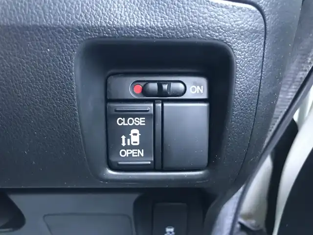 ホンダ Ｎ ＢＯＸ カスタム G Aパッケージ 栃木県 2014(平26)年 7.3万km プレミアムホワイトパール 株)IDOMが運営する【じしゃロン小山店】の自社ローン専用車両になります。こちらは現金またはオートローンご利用時の価格です。自社ローンご希望の方は別途その旨お申付け下さい//禁煙車/純正フルセグナビ/（CD/DVD/AM/FMラジオ）/スマートキー/プッシュスタート/バックカメラ/片側パワースライドドア/チップアップシート/シティブレーキアクティブシステム/アイドリングストップ/ステアリングリモコン/電動格納ドアミラー/パワーウインドウ/オートライト