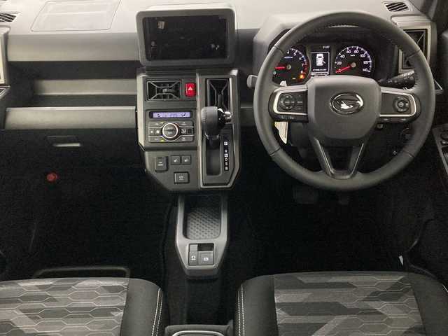 ダイハツ タフト G ターボ ダーククロムベンチャー 福島県 2024(令6)年 0.1千km クロムグレーメタリック /届出済未使用車//4WD//スマートアシストIII/・衝突回避支援ブレーキ機能/・車線逸脱警報機能/・オートハイビーム/・コーナーセンサー//アダプティブクルーズコントロール//スカイルーフ//前席シートヒーター//プッシュスタート//スマートキー×2//電動パーキングブレーキ//アイドリングストップ//横滑り防止//LEDヘッドライト//LEDフォグライト//ステアリングスイッチ//純正フロアマット//純正15インチAW