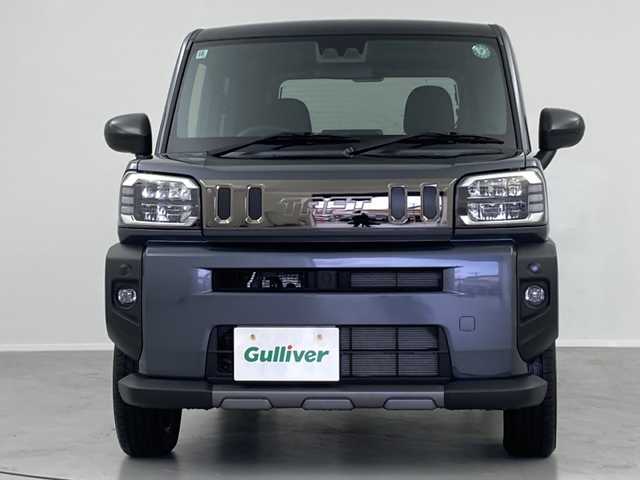 ダイハツ タフト G ターボ ダーククロムベンチャー 福島県 2024(令6)年 0.1千km クロムグレーメタリック /届出済未使用車//4WD//スマートアシストIII/・衝突回避支援ブレーキ機能/・車線逸脱警報機能/・オートハイビーム/・コーナーセンサー//アダプティブクルーズコントロール//スカイルーフ//前席シートヒーター//プッシュスタート//スマートキー×2//電動パーキングブレーキ//アイドリングストップ//横滑り防止//LEDヘッドライト//LEDフォグライト//ステアリングスイッチ//純正フロアマット//純正15インチAW