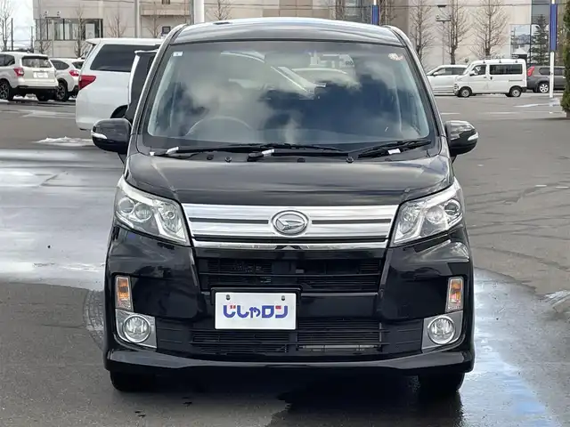 ダイハツ ムーヴ カスタム X 道北・旭川 2013(平25)年 5.3万km ブラックマイカメタリック (株)IDOMが運営する【じしゃロン旭川店】の自社ローン対象車両になります。こちらは現金ご利用時の価格です。/自社ローンご希望の方は別途その旨お申付け下さい/　/・社外オーディオ(CD/BT)/・エコアイドル/・電動格納ウィンカーミラー/・フロントデアイサー/・リアデフォッガー/・プッシュスタート/・スマートキー1個/・フォグランプ/・オートライト/・現車装着サマータイヤ 純正AW155/65R14