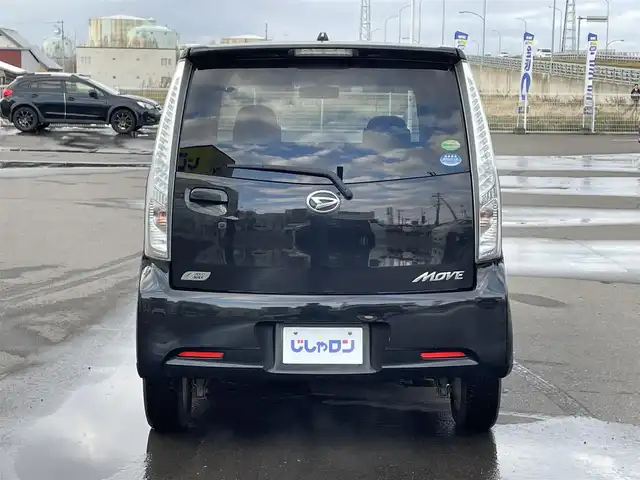 ダイハツ ムーヴ カスタム X 道北・旭川 2013(平25)年 5.3万km ブラックマイカメタリック (株)IDOMが運営する【じしゃロン旭川店】の自社ローン対象車両になります。こちらは現金ご利用時の価格です。/自社ローンご希望の方は別途その旨お申付け下さい/　/・社外オーディオ(CD/BT)/・エコアイドル/・電動格納ウィンカーミラー/・フロントデアイサー/・リアデフォッガー/・プッシュスタート/・スマートキー1個/・フォグランプ/・オートライト/・現車装着サマータイヤ 純正AW155/65R14